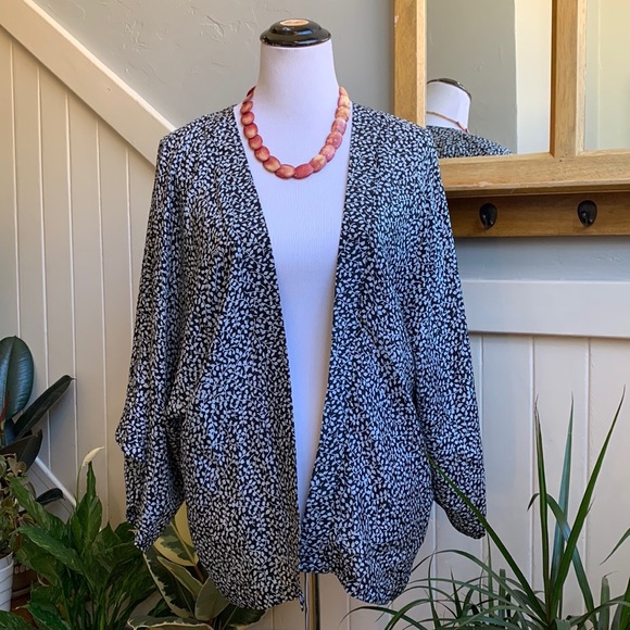 NWT Jigsaw Ditsy Leaf Silk Cape in Blossom Blue - Picture 2 of 15